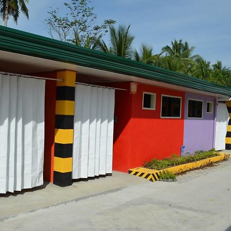 Rainbow Romanz Garden Inn Tagum Luaran gambar
